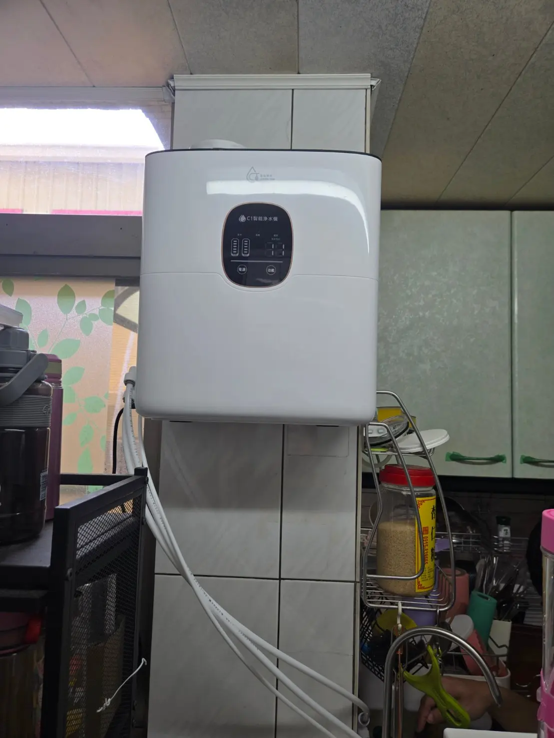 忠台 C1 1000G RO 淨水機壁掛安裝實例