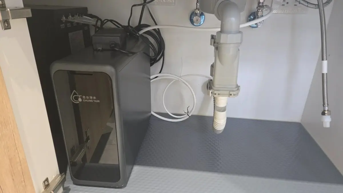 忠台 M2 RO 淨水機標準廚下安裝實例